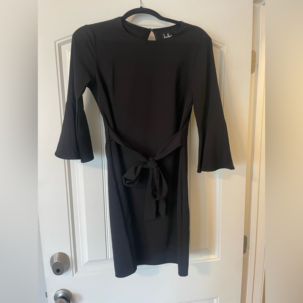 Lulu’s black dress with tie size S